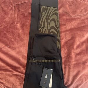 Strut This Black and Green Zebra Print Ankle Length Leggings